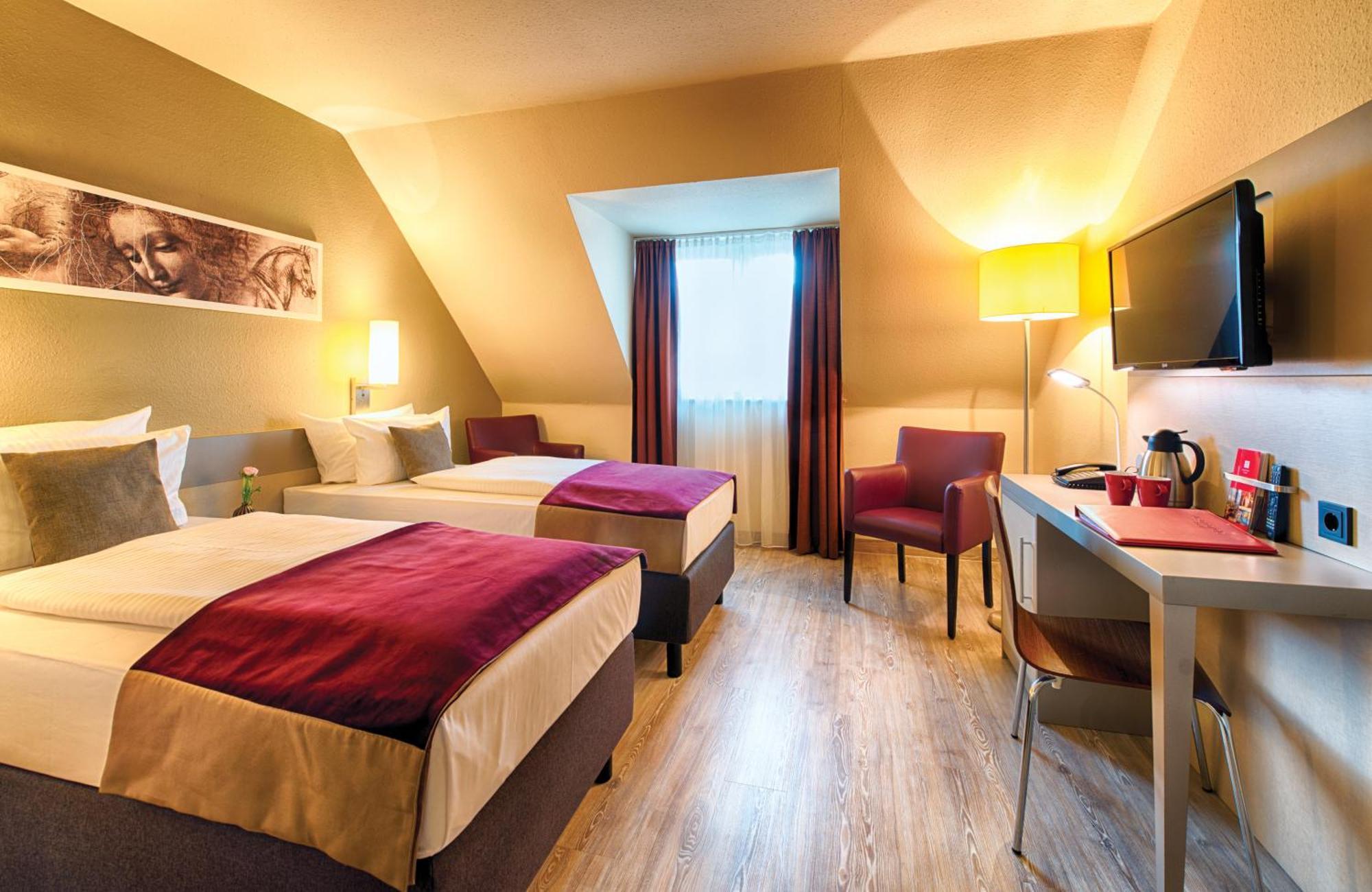Leonardo Hotel Mannheim-Ladenburg Exterior foto