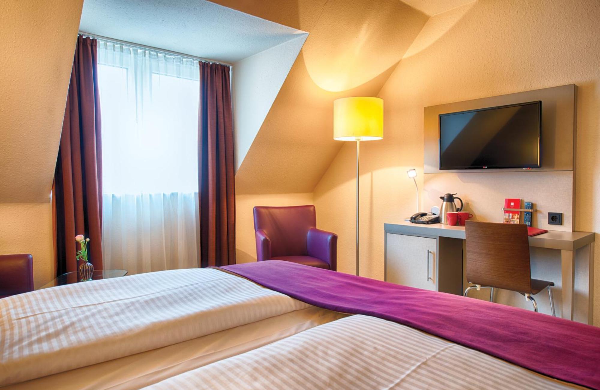 Leonardo Hotel Mannheim-Ladenburg Exterior foto